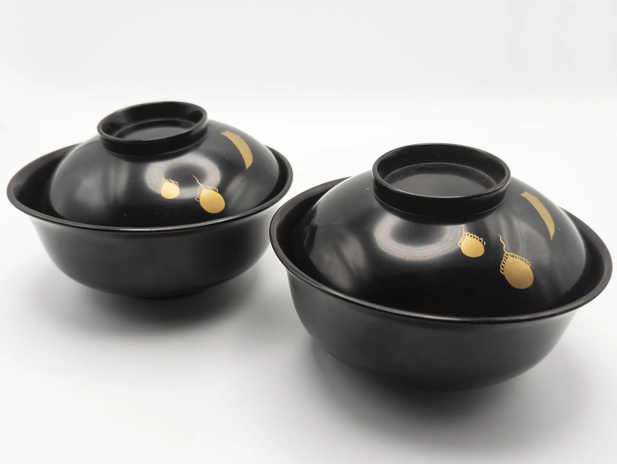 gold decorated owan couple